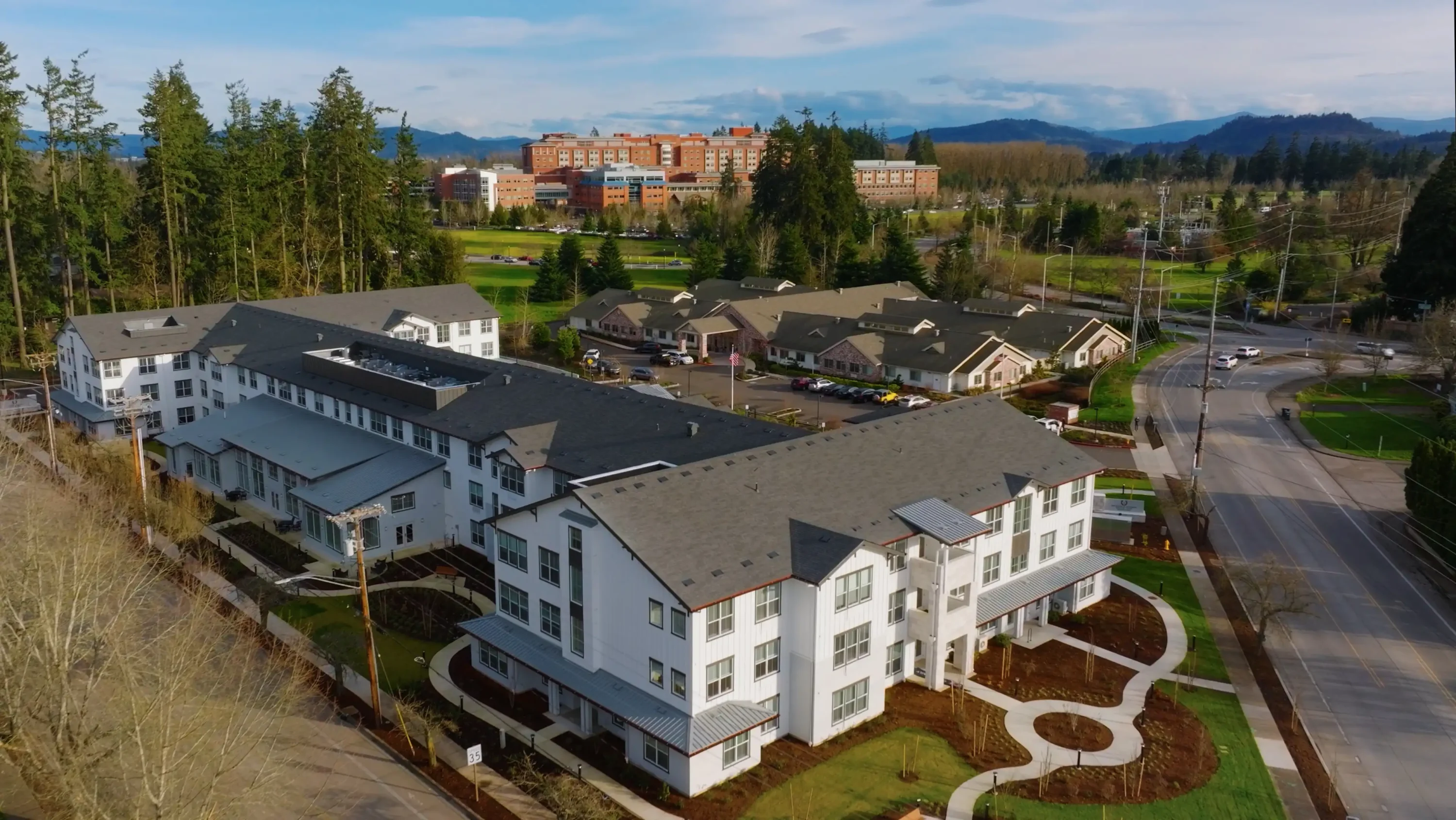 How to Find the Best Assisted Living Memory Care in Springfield, Oregon: Your Guide to The Rawlin and The Esther at Riverbend