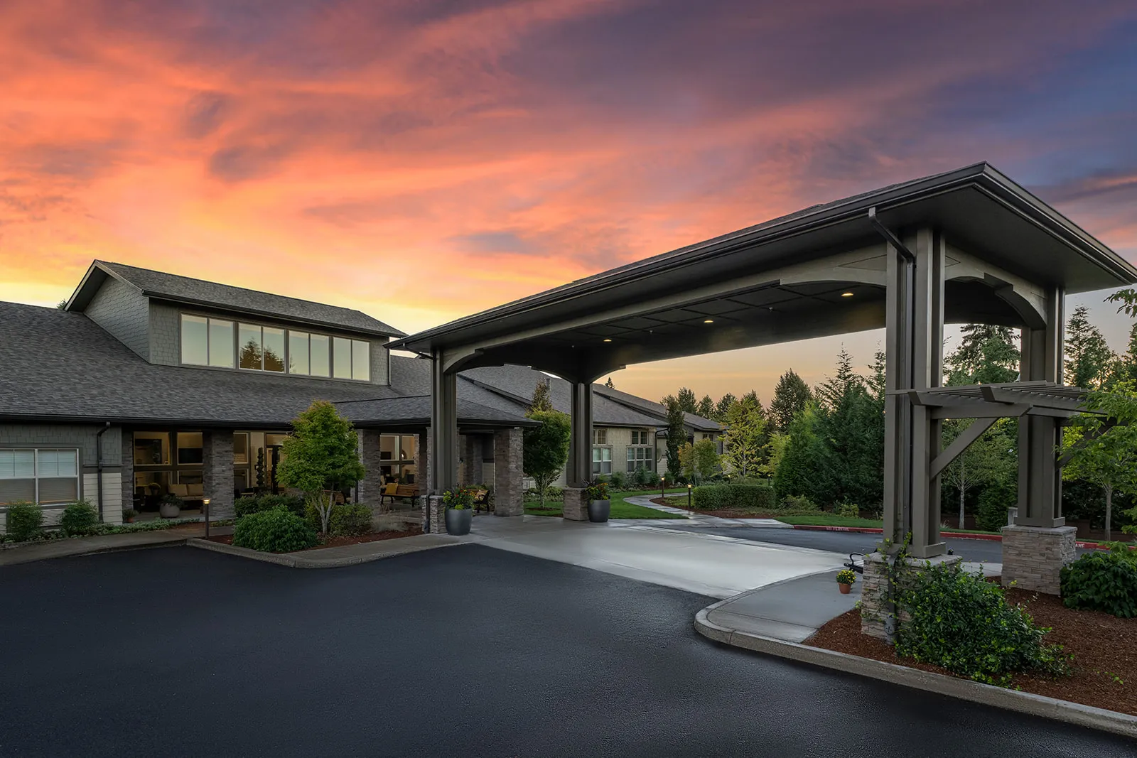 Heartfelt Reviews Reveal Why Families Trust Waterhouse Ridge Memory Care